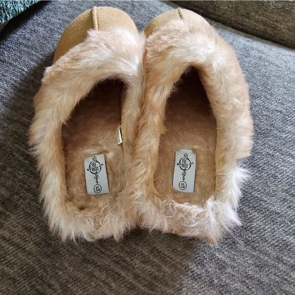 Cute and comfy ladies slippers size 7/8 - Picture 5 of 7